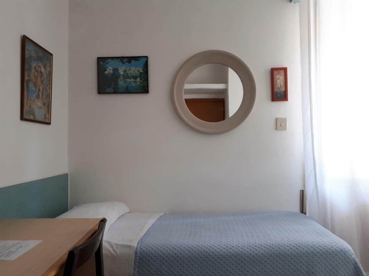 Hotel Villa Dina Τζεσόλο Λίντο Εξωτερικό φωτογραφία