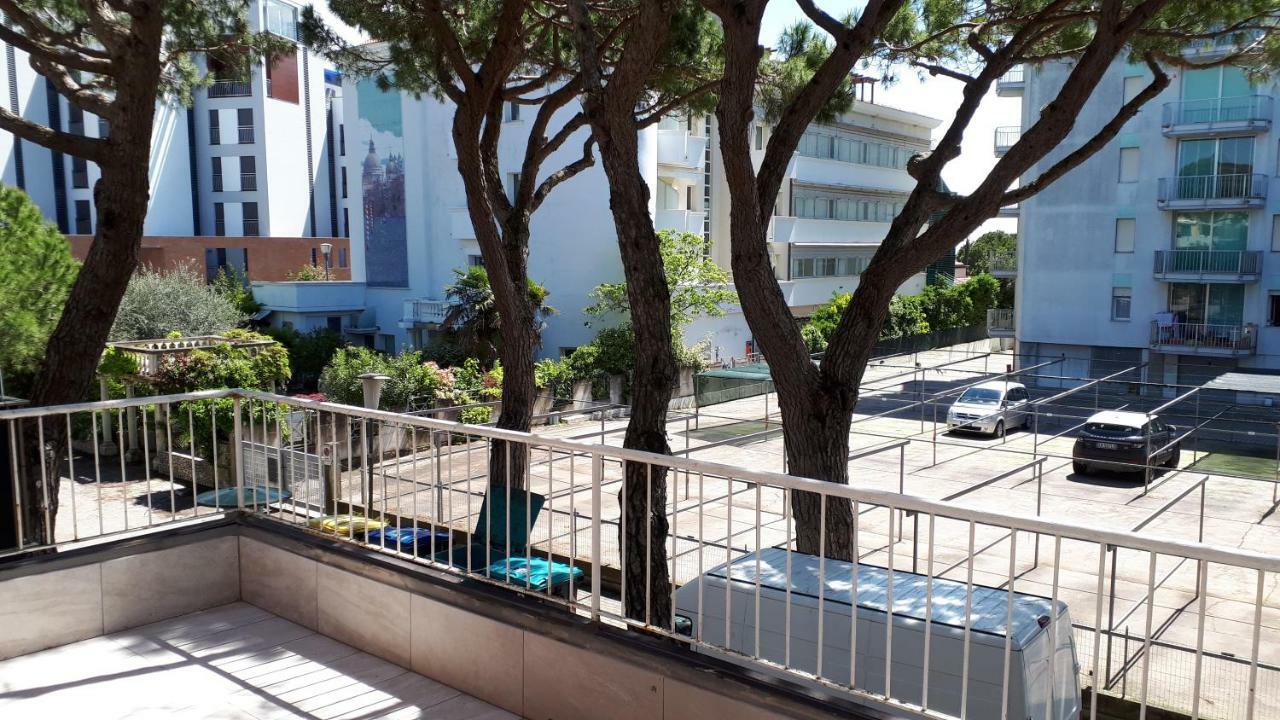 Hotel Villa Dina Τζεσόλο Λίντο Εξωτερικό φωτογραφία