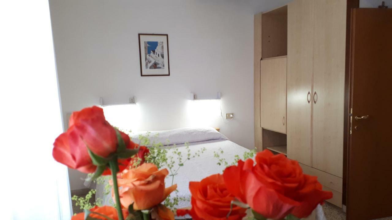 Hotel Villa Dina Τζεσόλο Λίντο Εξωτερικό φωτογραφία