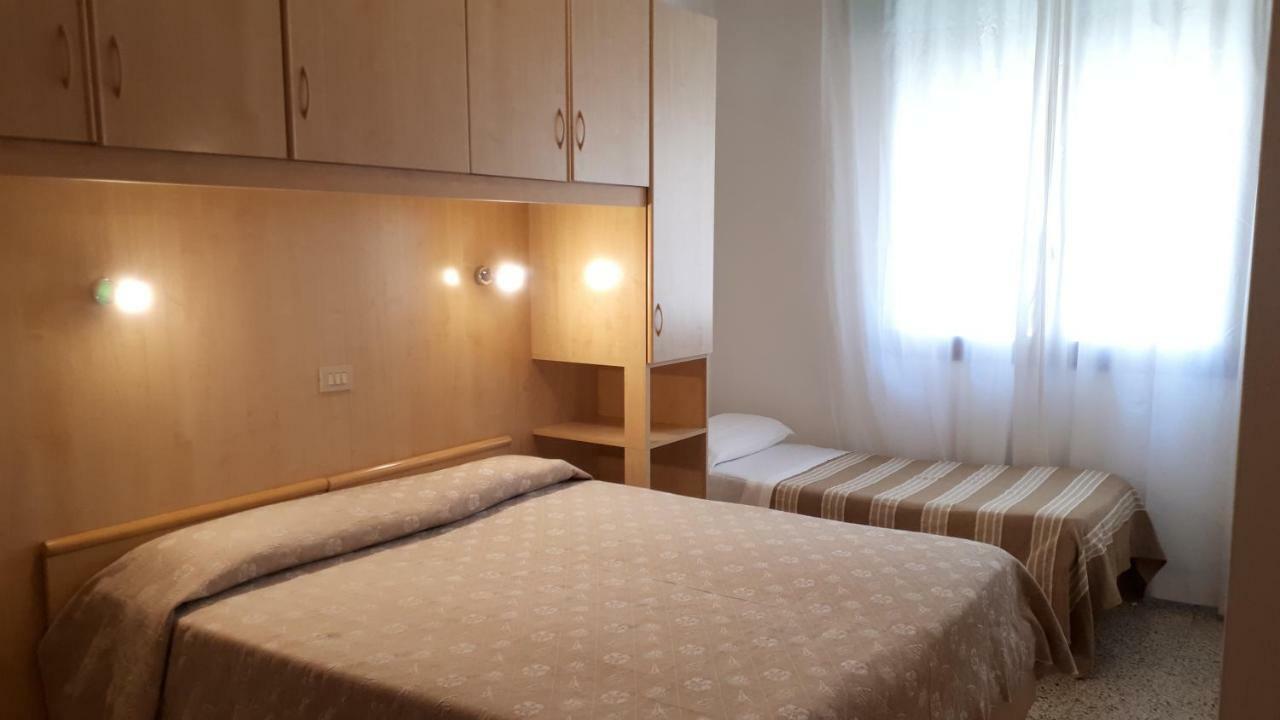 Hotel Villa Dina Τζεσόλο Λίντο Εξωτερικό φωτογραφία