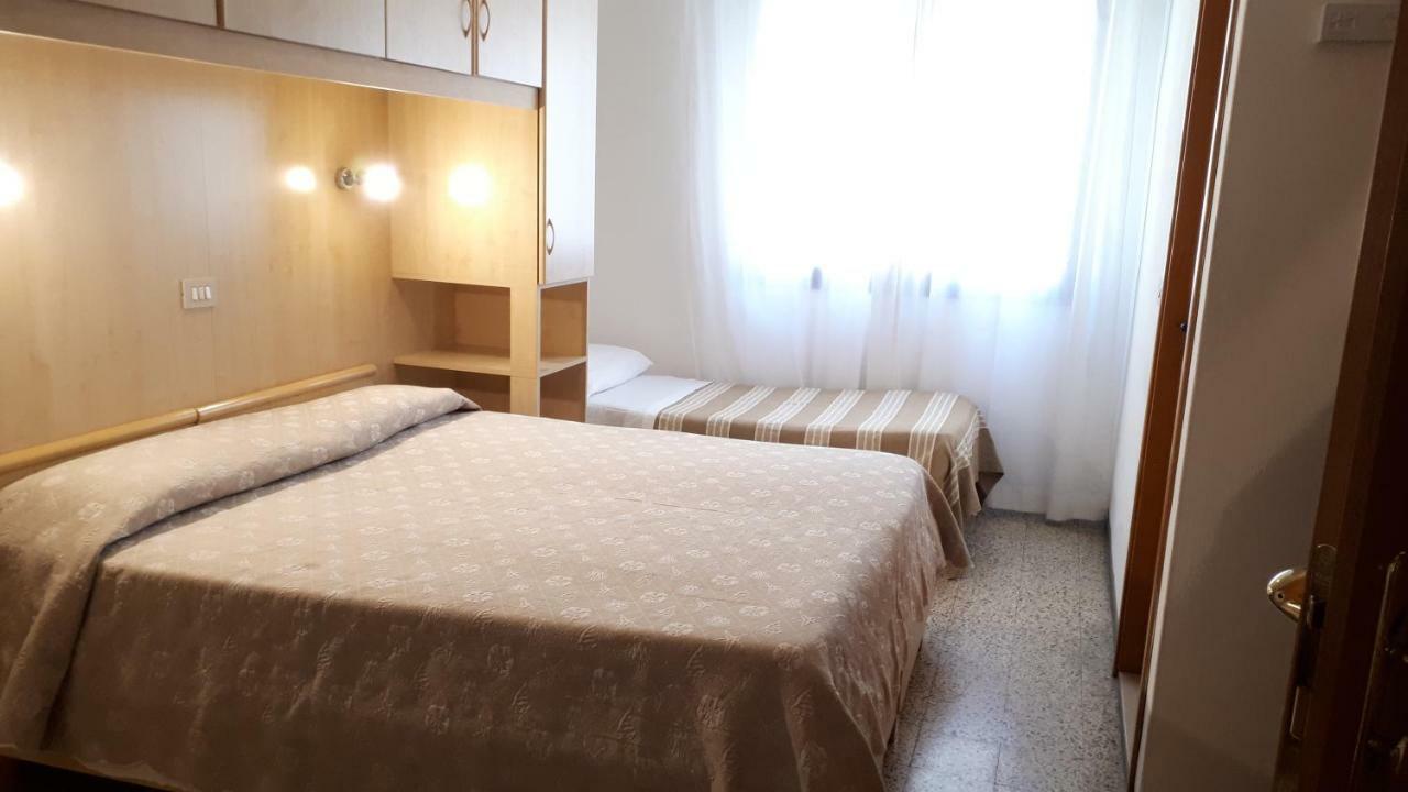 Hotel Villa Dina Τζεσόλο Λίντο Εξωτερικό φωτογραφία
