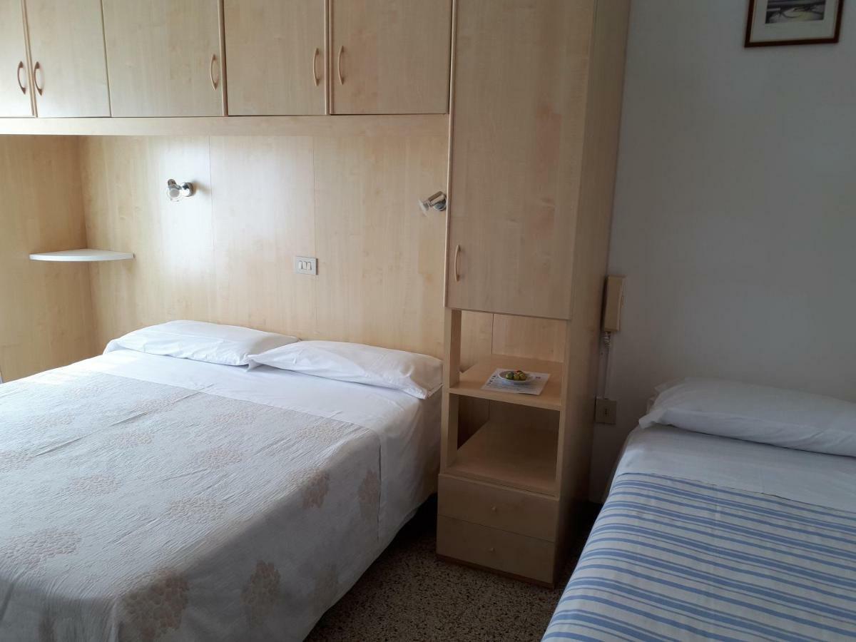 Hotel Villa Dina Τζεσόλο Λίντο Εξωτερικό φωτογραφία