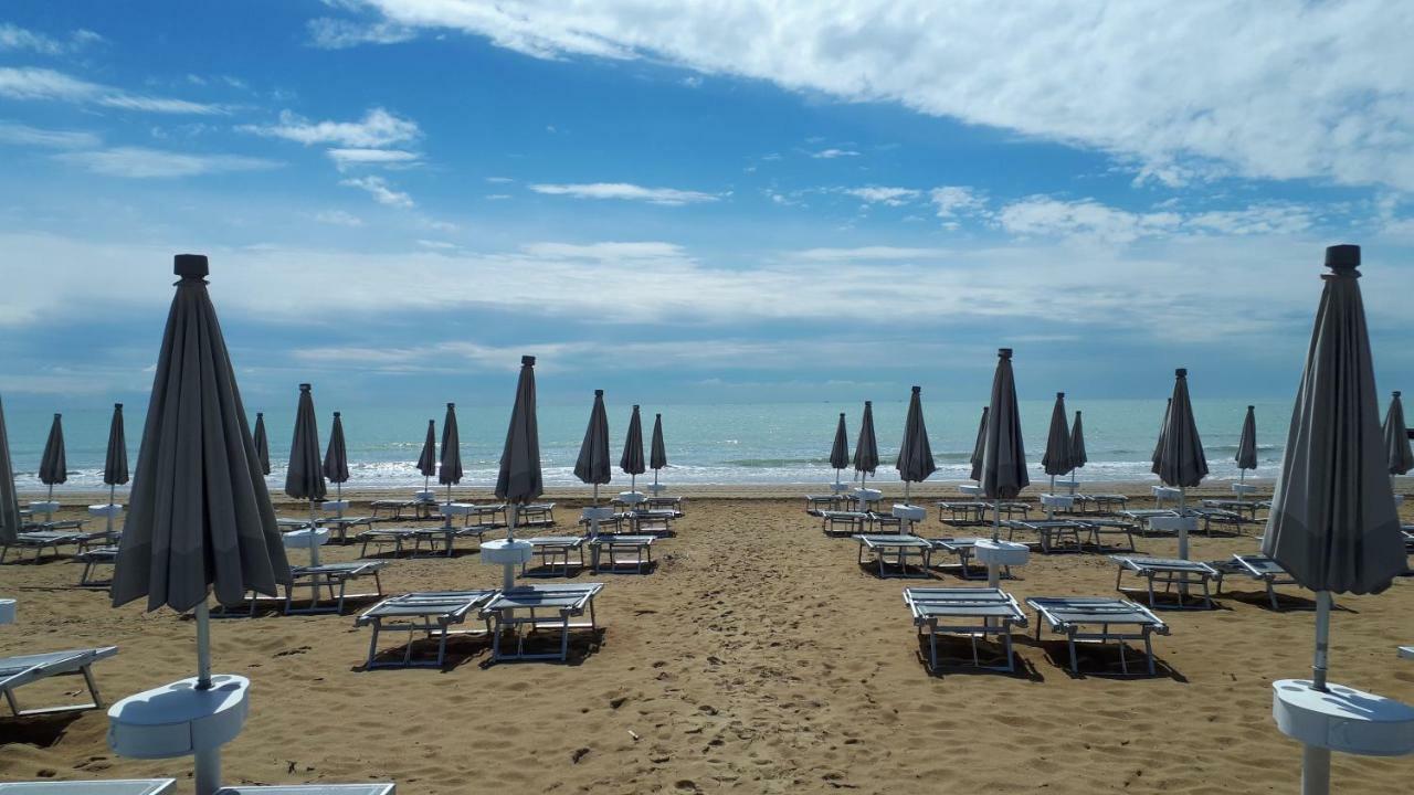 Hotel Villa Dina Τζεσόλο Λίντο Εξωτερικό φωτογραφία